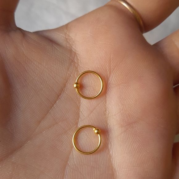 Beautiful new small earrings - Picture 3 of 8